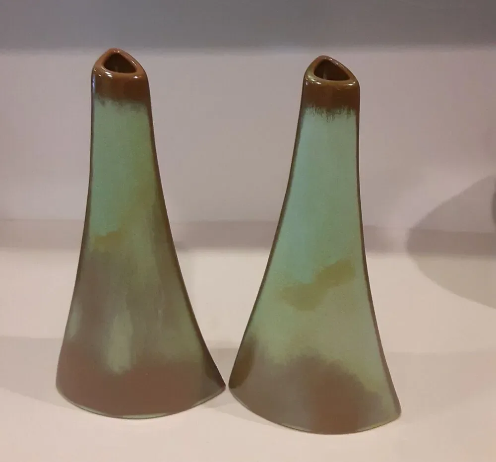 Vintage Frankoma Pottery #41 Triangular Bud Vase X2 Prairie Green NOTE